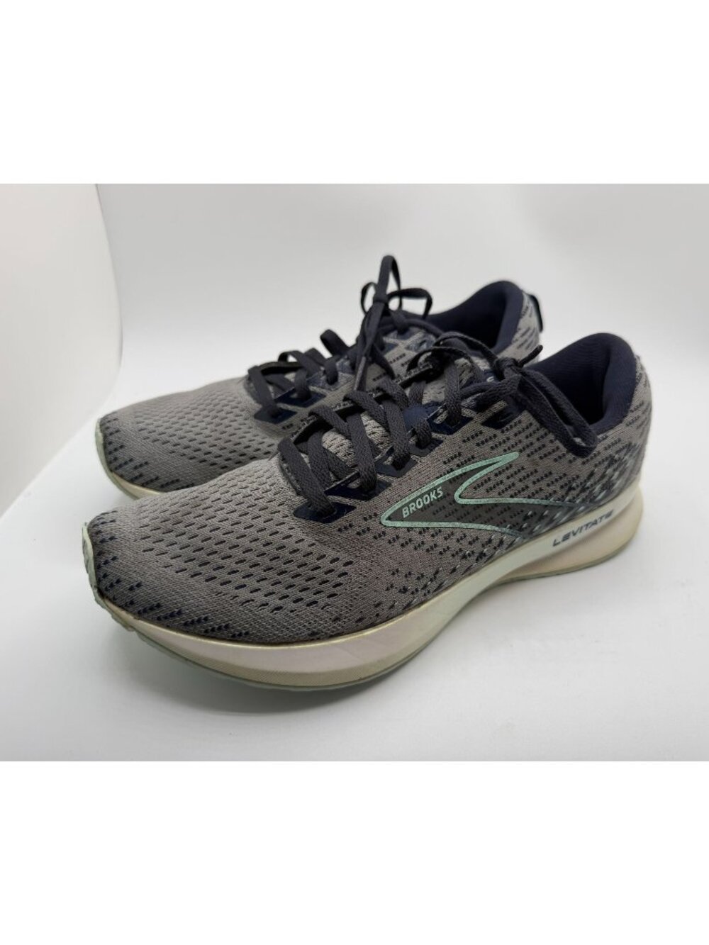 Brooks Levitate GTS 5 Running Sneakers  Women Size 9M Grey/Blue Walking Shoes